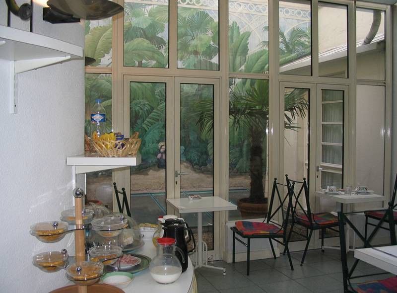 Hotel Croix De Malte à Paris Extérieur photo